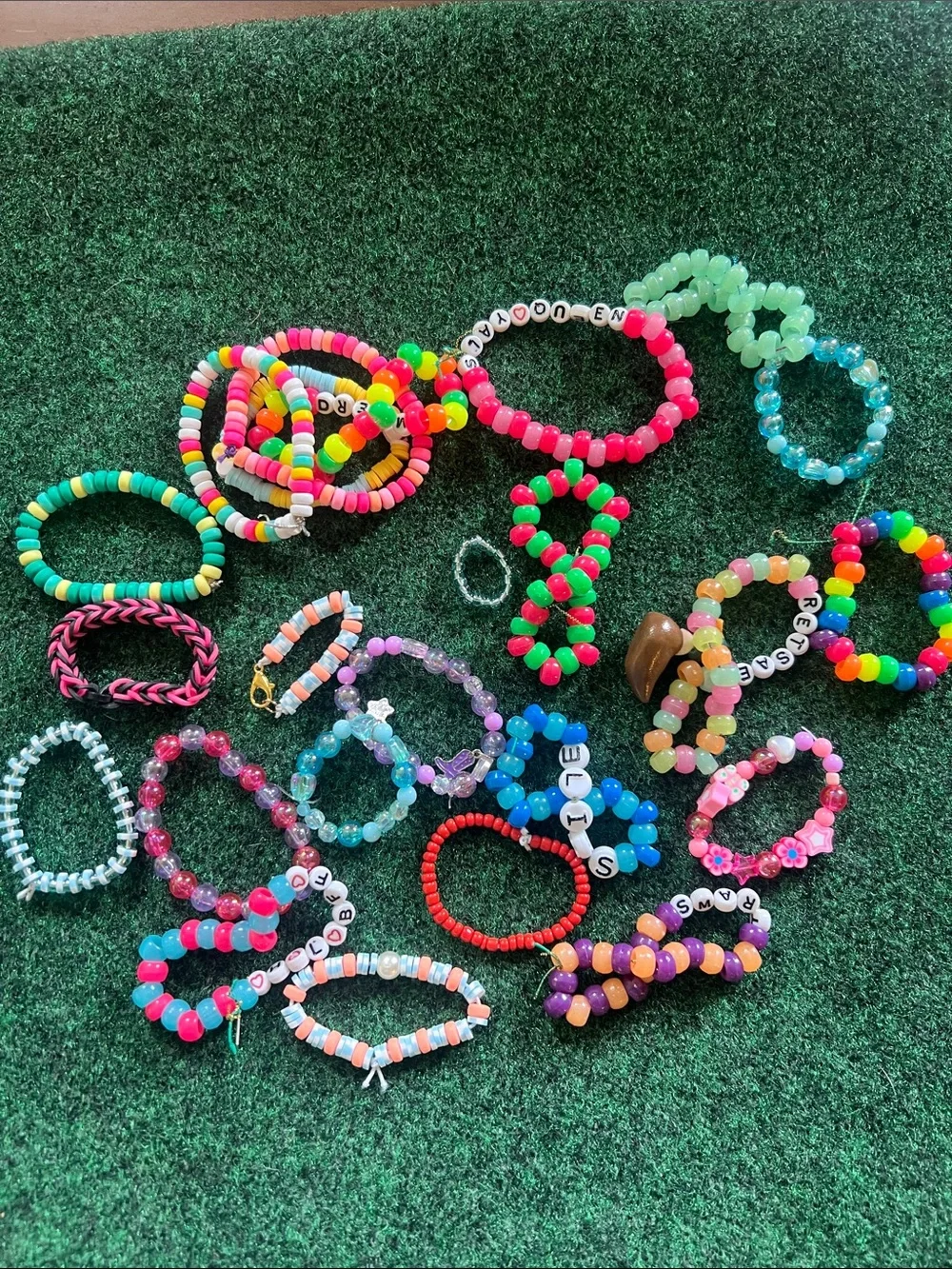 Kids Multicolor Beaded Bracelet Pack - Bright Rainbow Stretch Bracelets